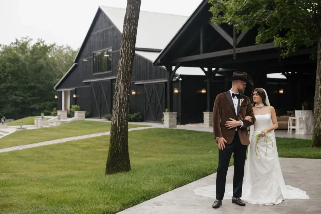 Weddings at Saddlewoods Farm
